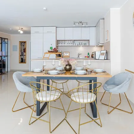 Appartement Golden Design Apartment, Zentral, Familie Und Business, 1000 Mbit Duisburg